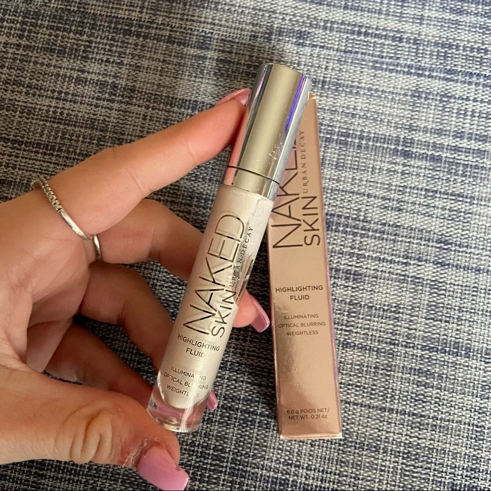 Urban Decay naked skin “luminous” highlighting fluid - Picture 1 of 5